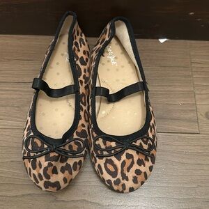 Girls cat and Jack shoes